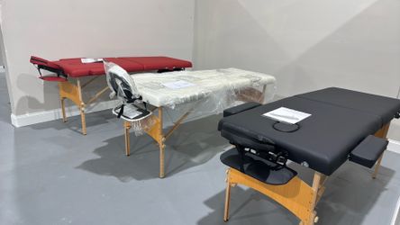 New Portable massage Table , $75/e
