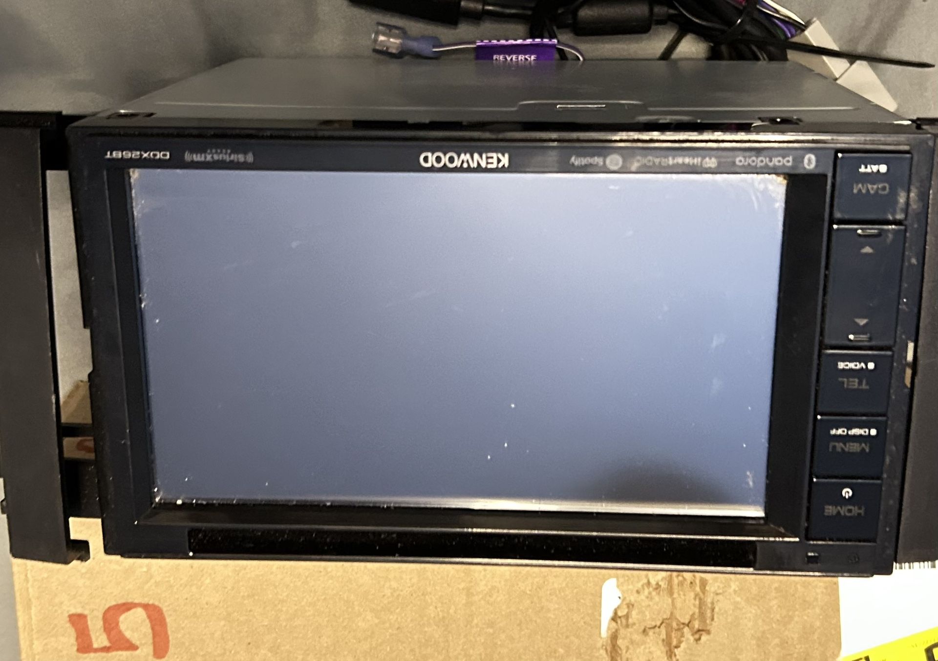 Car Stereo Amp. Woofer.