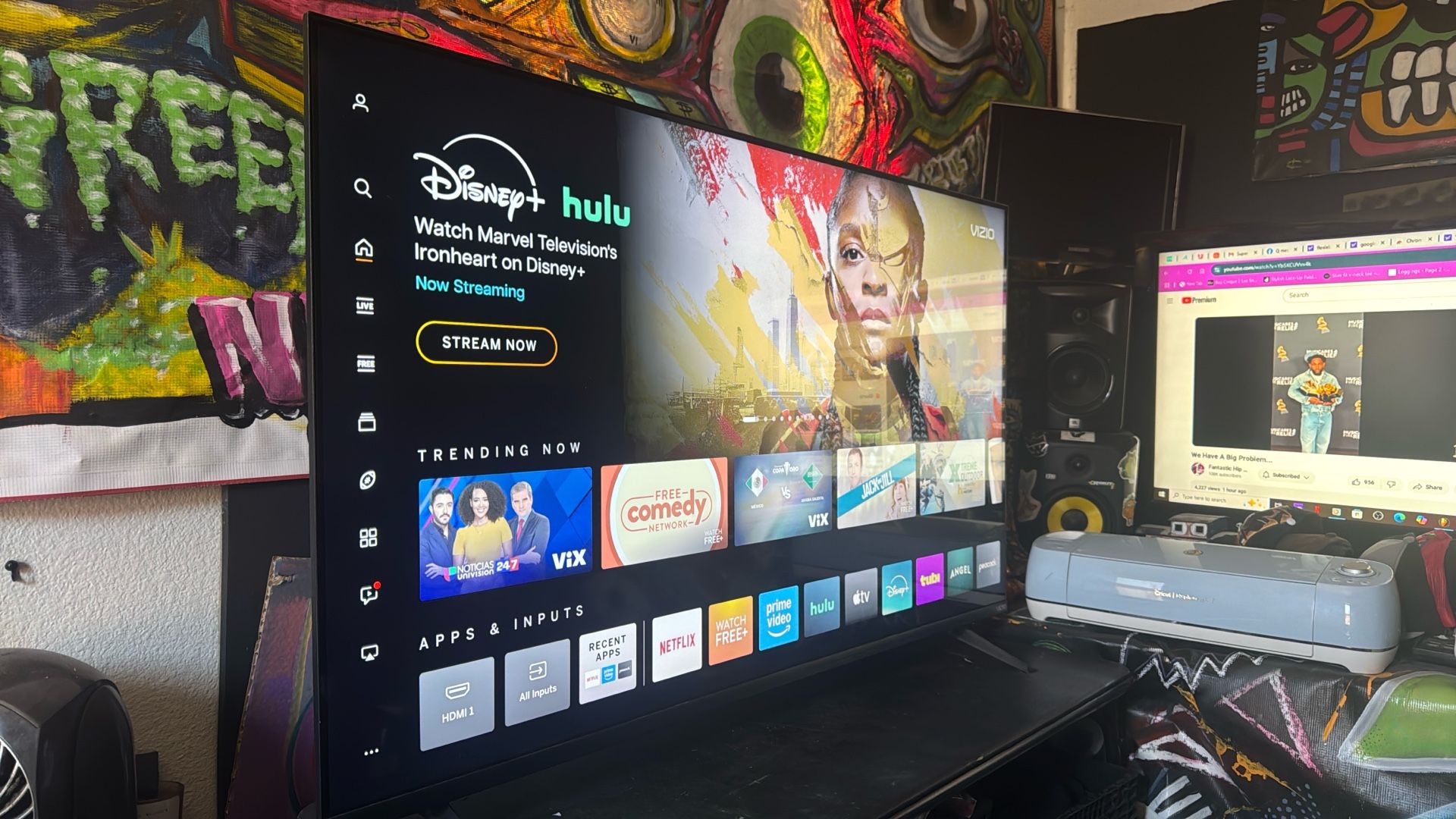 Vizio Smart TV (55’ Inch)