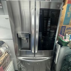 LG 24 Cu Ft Smart Insta View Door In Door Counter Dept Refrigerator With Craft Ice