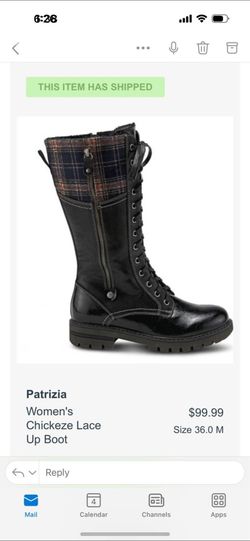 Women’s Size 6 Famous Footwear Combat Boots