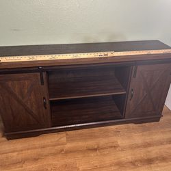 Farmhouse Style TV stand/Cabinet ,like new