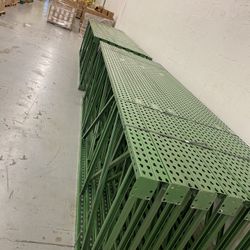 Used Pallet Racks in Stock 300 96” Used Beams 300 42x46 Wire Decks 70 42x12’ Forklift Delivery Install 