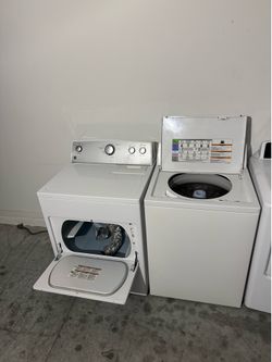 (Price is $275)Frigidaire washer and dryer set