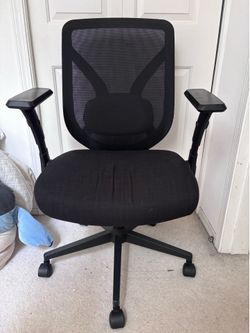 Desk chair