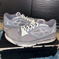 Jordan Flight RST Low