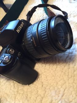 N80 Nikon Digital film camera