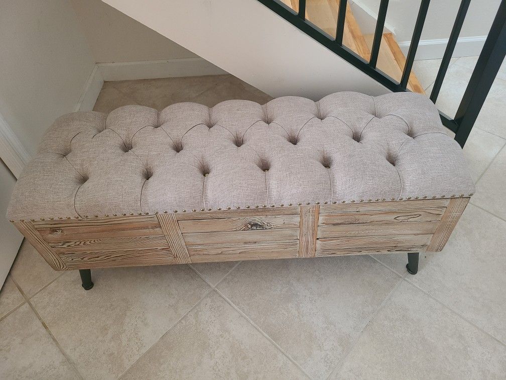 Beige: Tufted Storage Bench