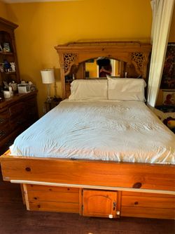 Free queen bed!!
