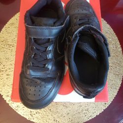 Boys Black Nike Shoes
