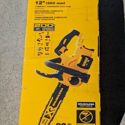 NEW DeWalt 20 Volt Brushless Chainsaw