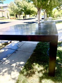 Sturdy Ashely Dinner Table 