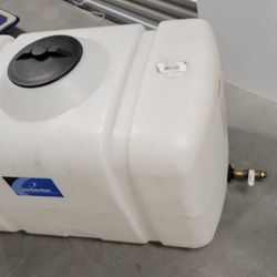 100-Gallon Ace Roto-Mold Poly Tank – Pre-Plumbed
