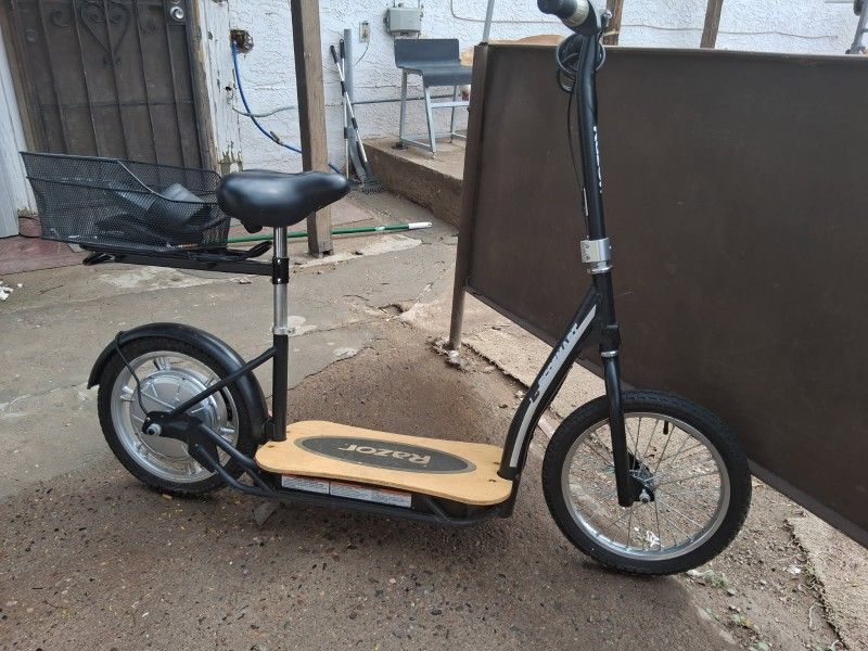 Razor Electric Scooter 