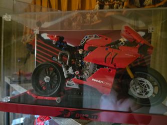 Lego DUCATI