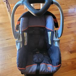 Baby trend Carrier