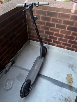 Segway Nine-bot E Scooter