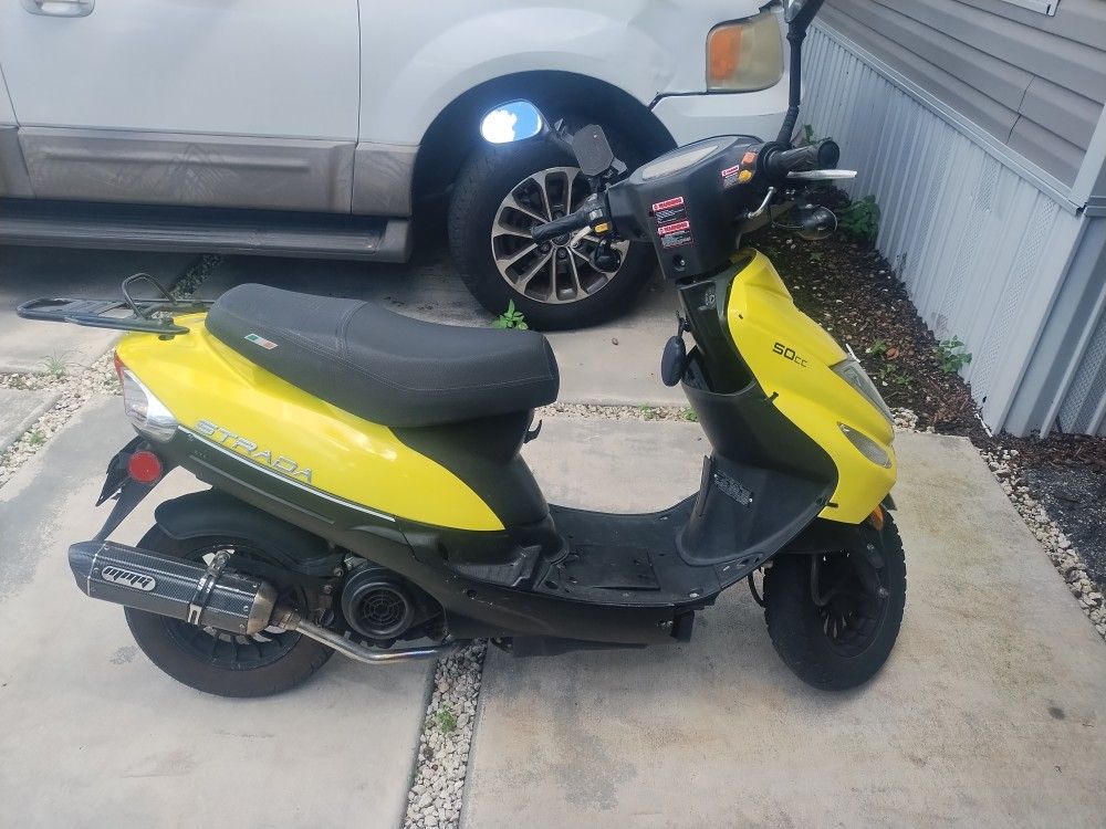 Moto Scooter