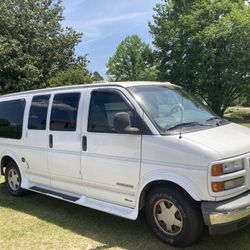 2002 GMC Savana