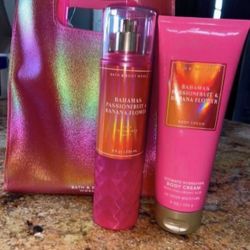 Bath & Body Works Bahamas Passionfruit & Banana Flower Set 