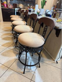 set of 5 ashley heavy cast iron counter height bar stool