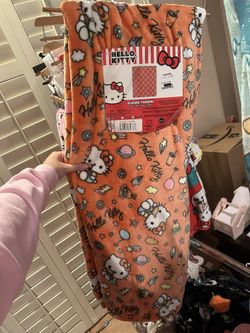 Hello Kitty Blanket 