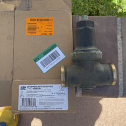 Zurn Walkins Water pressure reducing valve 1 1/4 inch R and 3XLDULU