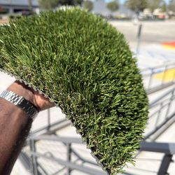 New American Made Artificial Grass Turf  1635  sq ft roll