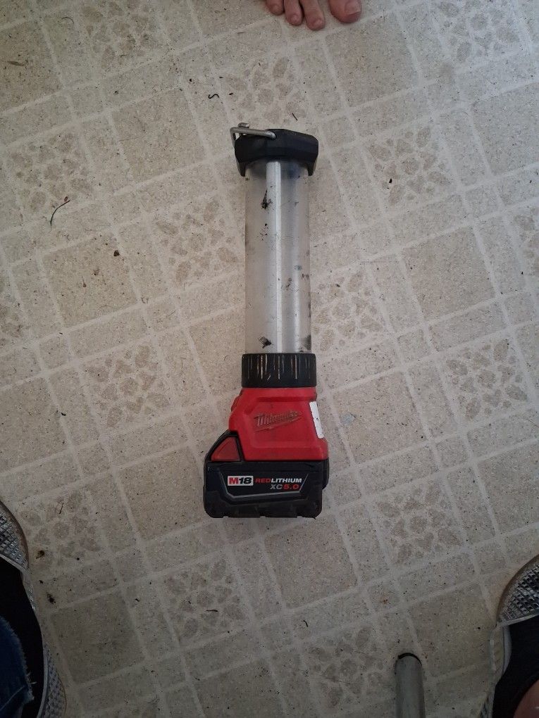 Milwaukee Latern/flashlight