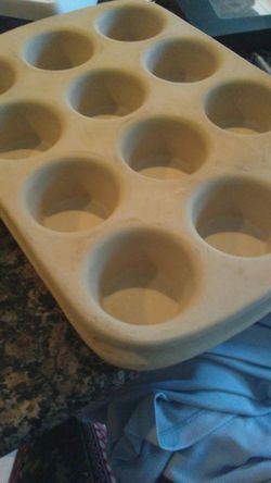 Pampered chef cupcake ceramic