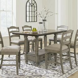 Lodenbay-Antique Gray-7Pc.Rectangular Dining Room Counter Table, 6 Upholstered Barstools
