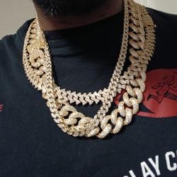Iced Out Stainless Steel Cuban Link Chains 
