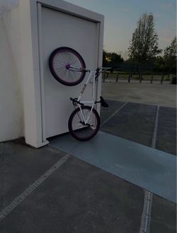 R4 bmx cruiser 26 inch wheels