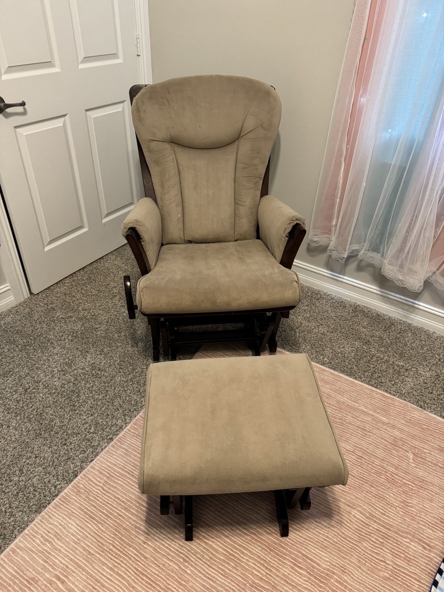 Glider Rocker With Ottoman