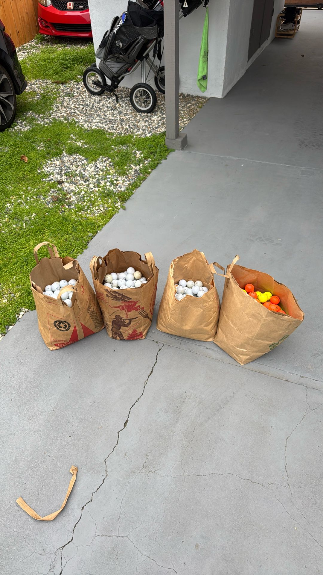 820 Golf Balls