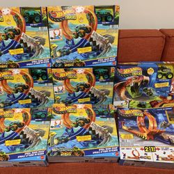 Hot Wheels Monster Truck Set