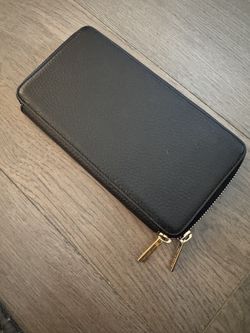 Neely & Chloe Zip Wallet NEVER WORN