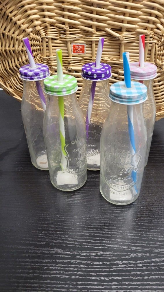 Glass Milk Bottles With Straws