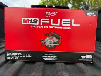 Milwaukee M12 FUEL 5-3/8” Circular Saw – Brand New