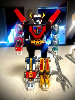 1980’s Vintage Voltron Figure