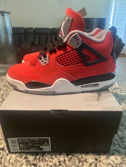 Jordan 4 toro bravo size 6