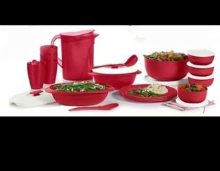 Tupperware Set