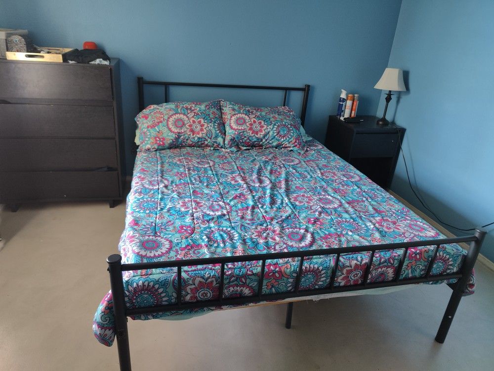 Full Size Bedroom Set for Sale in Tucson, AZ OfferUp