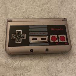 Nintendo 3DS XL NES 