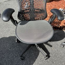 Herman Miller Mirra Chair