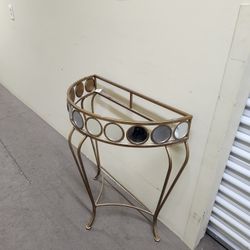 Decorative Table And Mirror