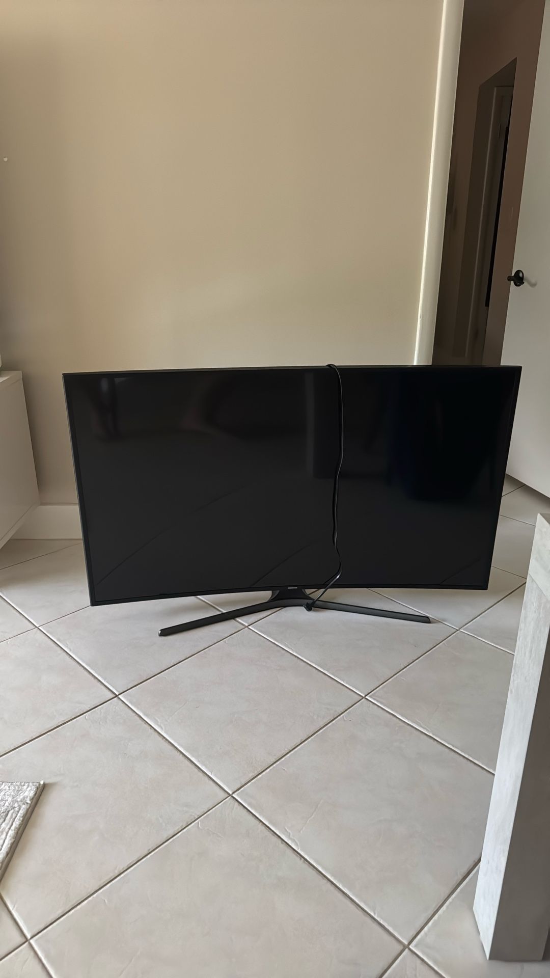 55 Inch Samsung TV