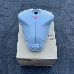 Yamaha MT09 Gas Tank