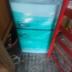 Mini Green Retro Fridge And Freezer 