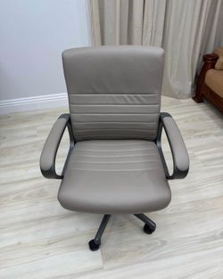 Tervina Ergonomic Computer Chair